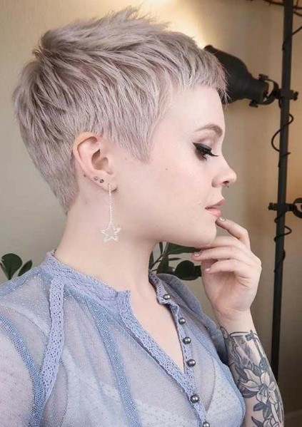 35 + Short Pixie Haircuts Front and Back View (2024)