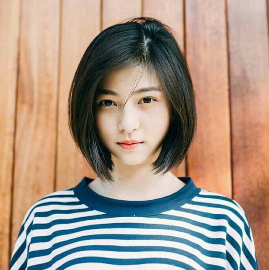 Korean Celebrities With Not-Too-Short Medium-Short Haircuts